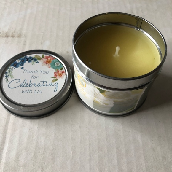 BUNDLE OF 3 Scented candles - Picture 2 of 4